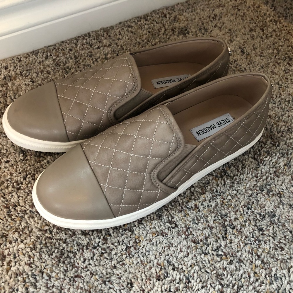 beige/sand steve madden shoes